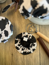 Load image into Gallery viewer, Cow Sustainable Bowl Covers – Reusable, Washable, and Eco-Friendly Food Covers