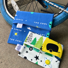 Load image into Gallery viewer, Alien Eco-Friendly Sandwich Bag – Reusable, Washable, and Long-Lasting