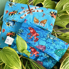 Load image into Gallery viewer, Bugs Eco-Friendly Sandwich Bag – Reusable, Washable, and Long-Lasting