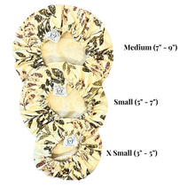 Load image into Gallery viewer, Reusable Floral on Cream Bowl Covers – Beautifully Designed, Washable, and Eco-Friendly