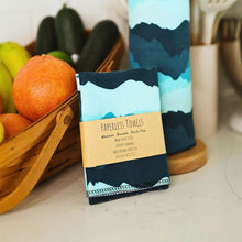 Load image into Gallery viewer, Blue Mountains Paperless Towels – Stylish, Sustainable &amp; Reusable
