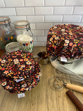 Load image into Gallery viewer, Floral Sustainable Bowl Covers – Reusable, Washable, and Eco-Friendly Food Covers
