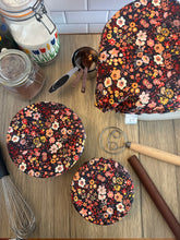 Load image into Gallery viewer, Floral Sustainable Bowl Covers – Reusable, Washable, and Eco-Friendly Food Covers

