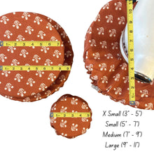 Load image into Gallery viewer, Reusable Red Folk Print Cotton Bowl Cover – Durable and Sustainable, Eco-Friendly Kitchen Essentials
