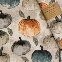 Load image into Gallery viewer, Pumpkin Paperless Towels – Reusable, Eco-Friendly Fall and Thanksgiving Napkins
